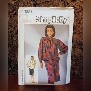Vintage Simplicity #7587 Sewing Pattern/ Uncut/ NOS